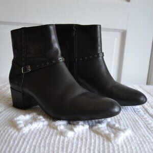 ABEO B.I.O.SYSTEM Lyla Neutral Leather Block Heel Ankle Moto Boot Booties